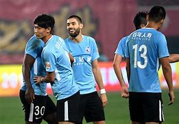 布拉德福德客场取得关键胜利,保级前景一片光明 布拉德福德客场取得关键胜利,保级前景一片光明