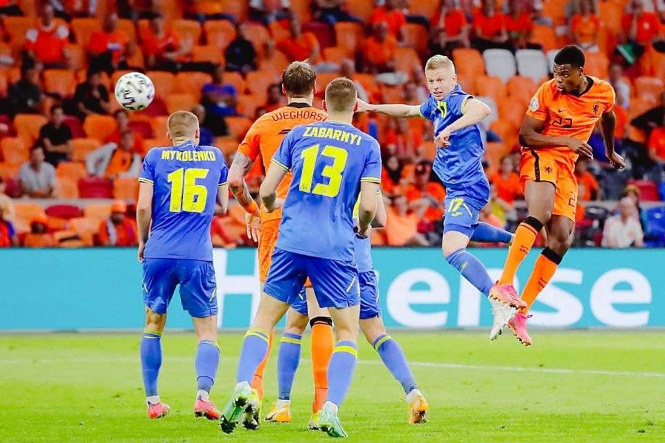 爱体育-欧国联豪门之争：荷兰对挪威的考验