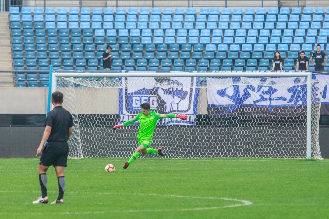 帕尔马小将崭露头角,令人眼前一亮 帕尔马小将崭露头角,令人眼前一亮