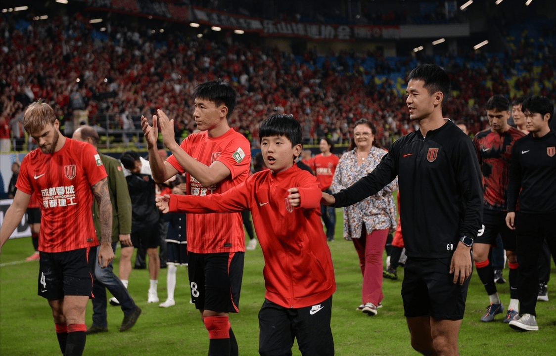 中超球队豪取四连胜,实力备受肯定 中超球队豪取四连胜,实力备受肯定