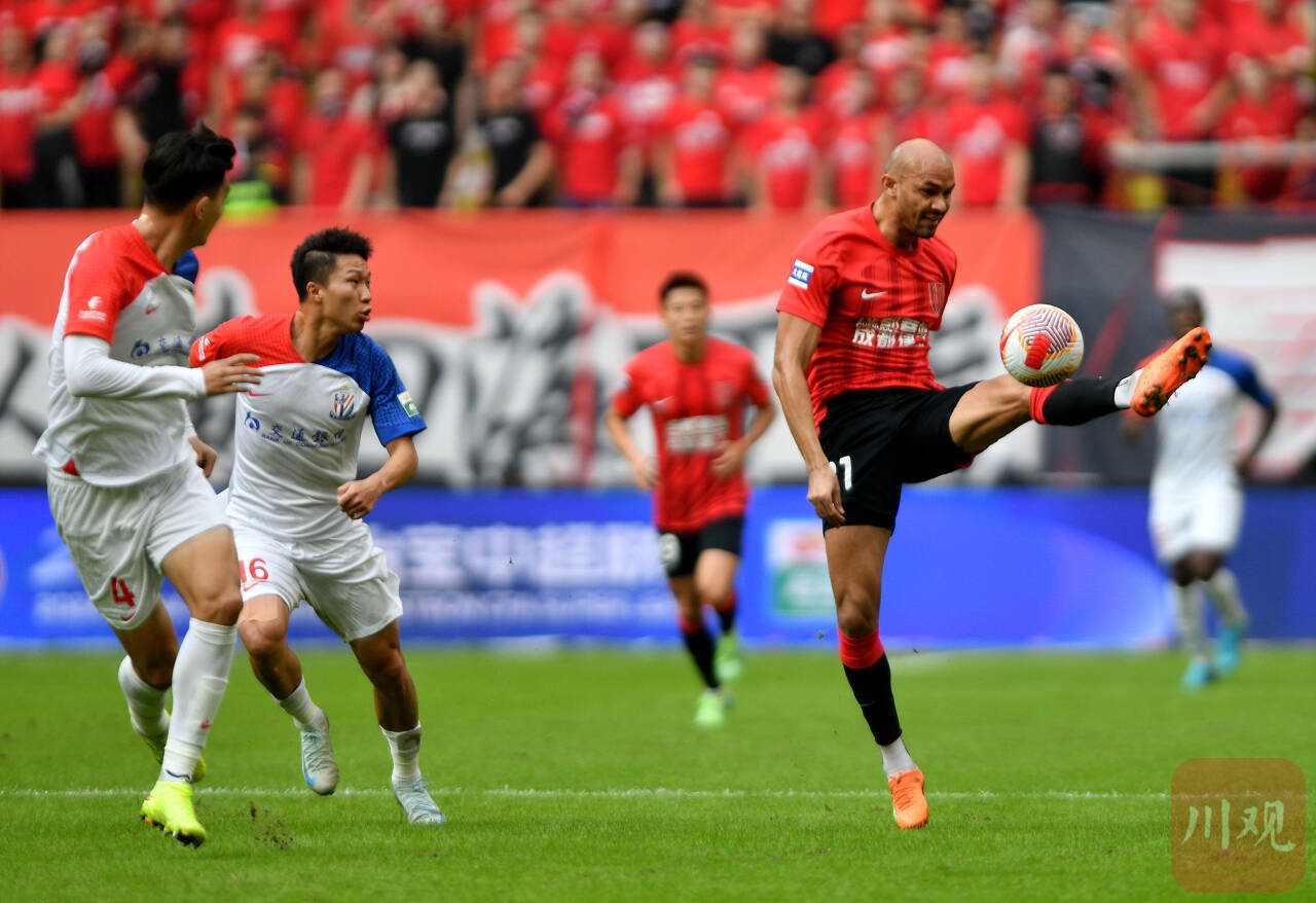 爱体育官方网站-华沙进行赛季收官,战平对手,提升士气