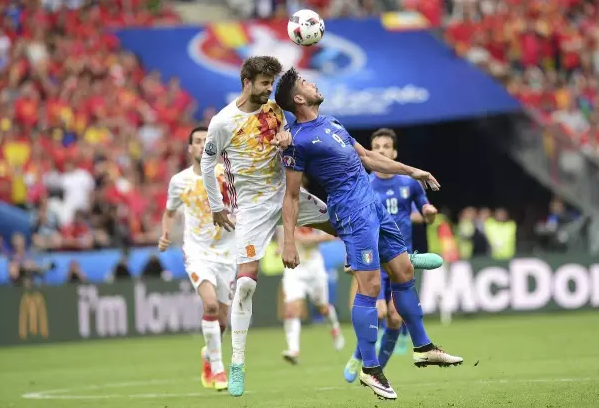 国际足球赛事中的各路豪强将展开角逐 国际足球赛事中的各路豪强将展开角逐