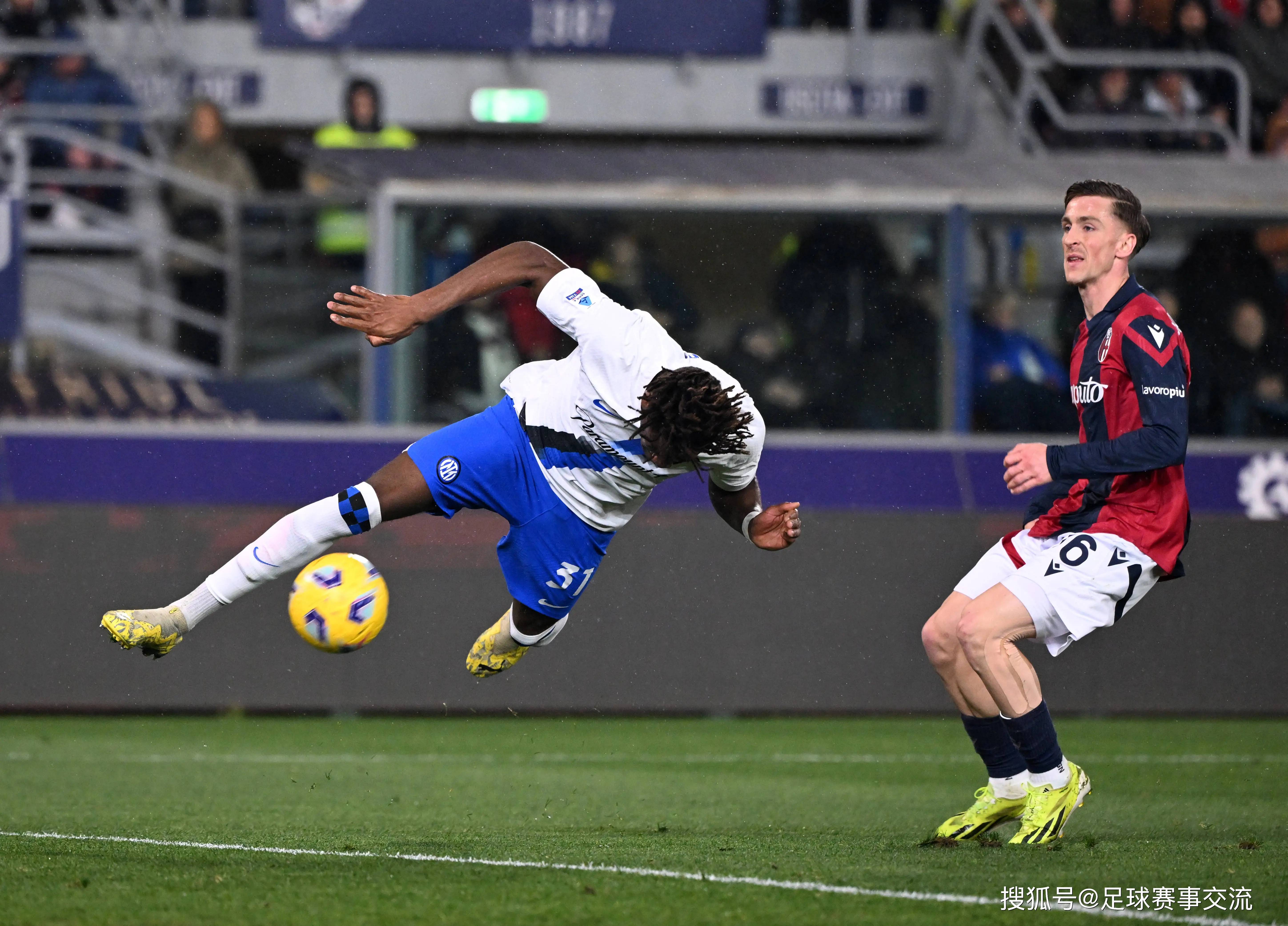 弗罗西诺内主场惜败帕尔马，保级形势瞬间危机