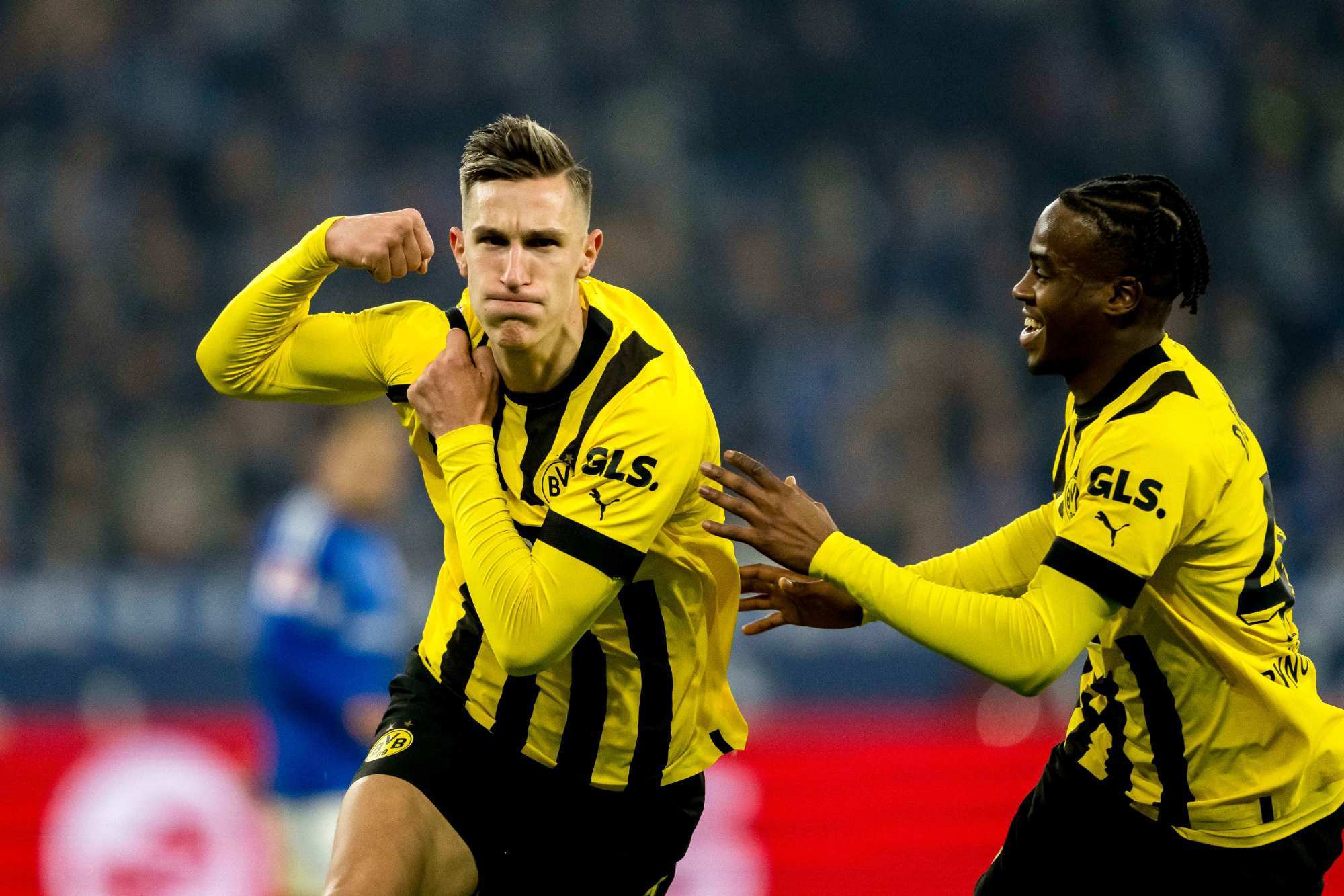 明斯特主场大胜沙尔克，提升积分榜排名