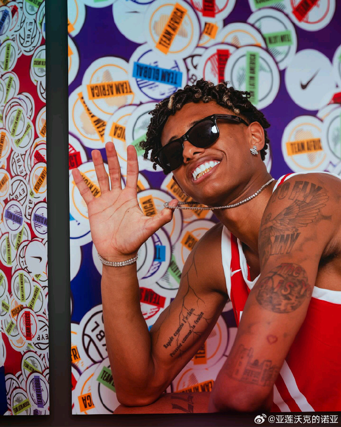 塞内加尔篮球选手豪取第一，实力横扫