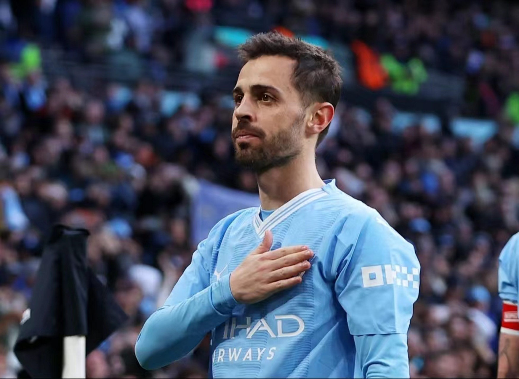 爱体育-巴萨新援贝尔纳多亮相,展现出色技术