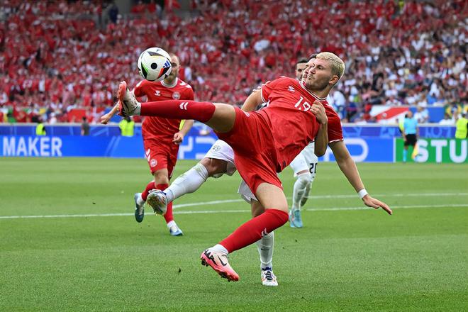 爱体育官方网站-著名足球赛事中的重要比赛将是球迷们的精彩惊喜