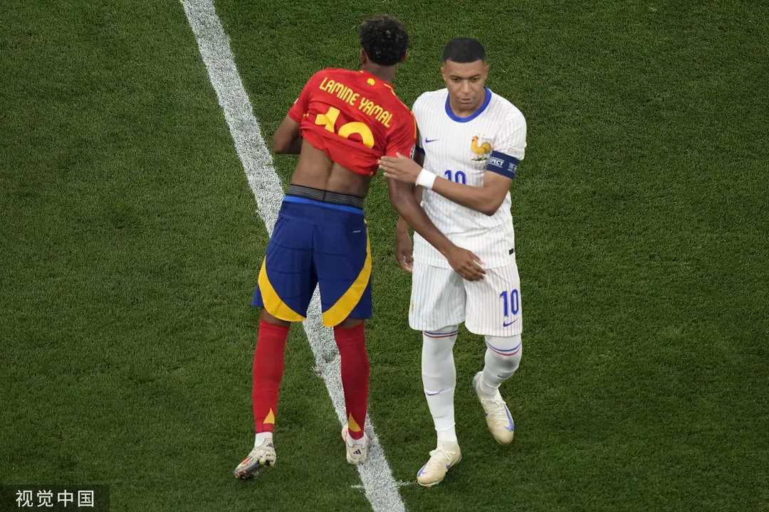 欧洲杯半决赛第二回合，球迷关注的焦点在哪里？