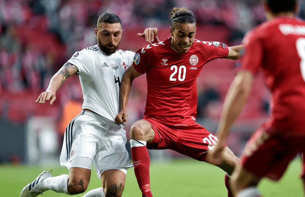 欧预赛赛事紧张激烈，球员技术全面提升