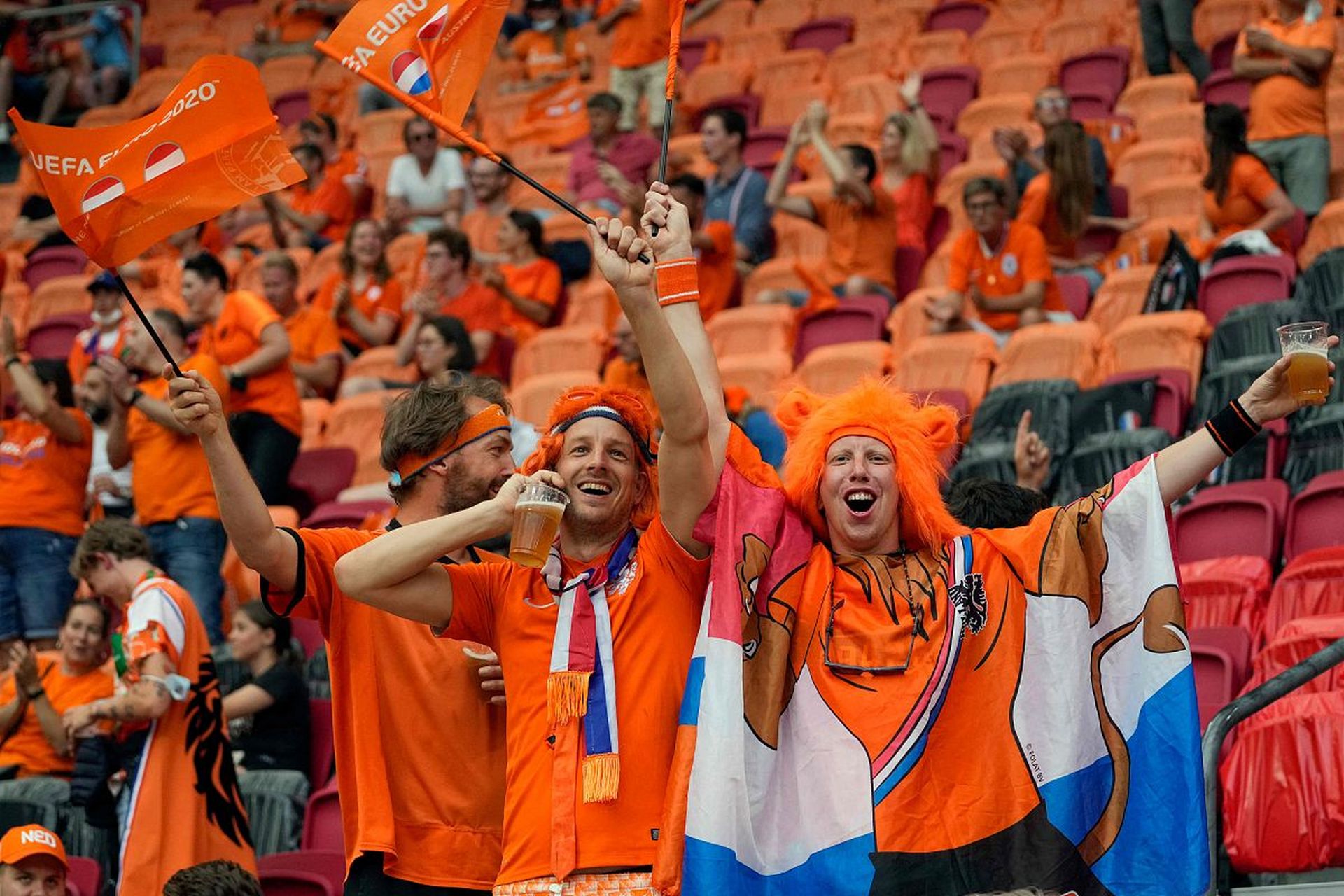 爱体育-印度球队在关键时刻展现拼搏精神,引发热议