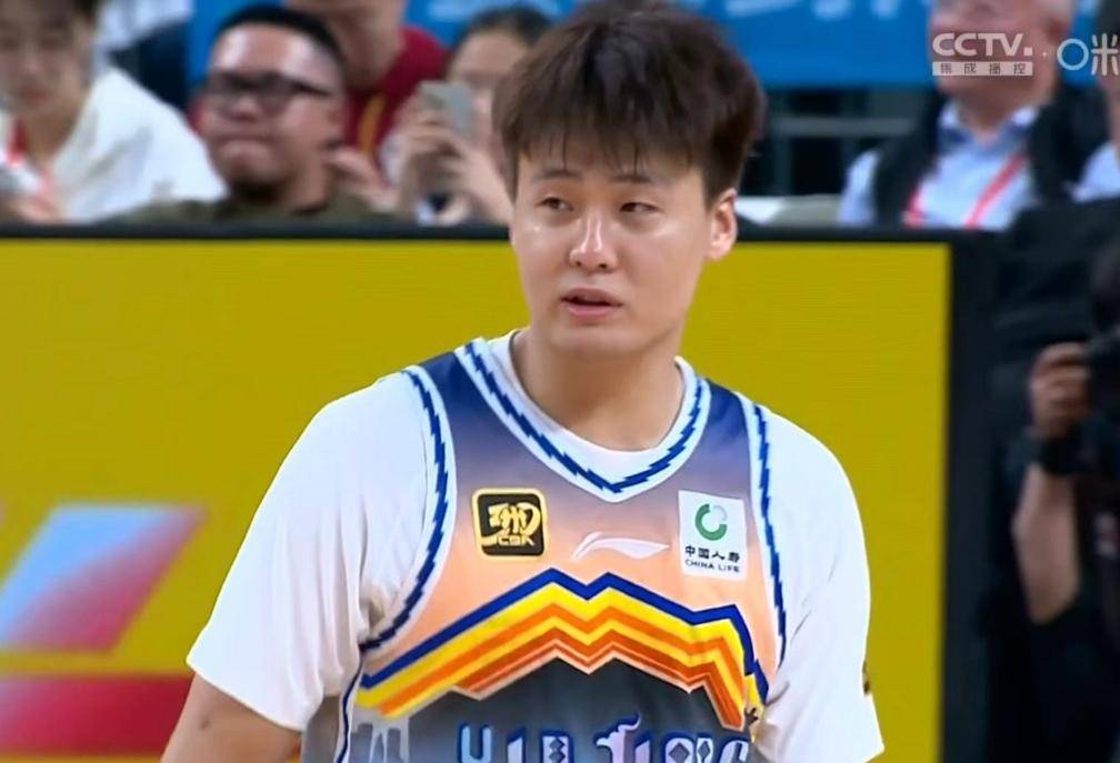 爱体育-赵睿强势发威，领队打出好比赛