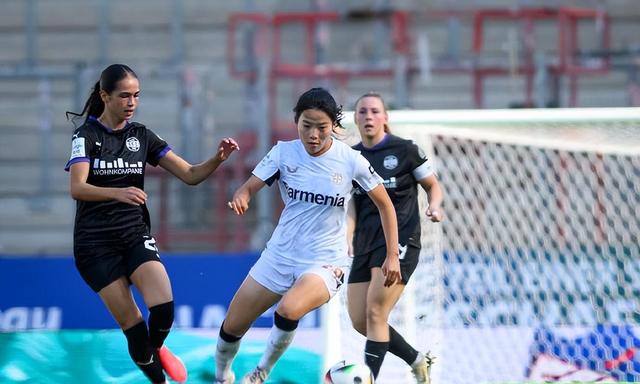 中国女足不懈努力仍未获胜，困境重现球队