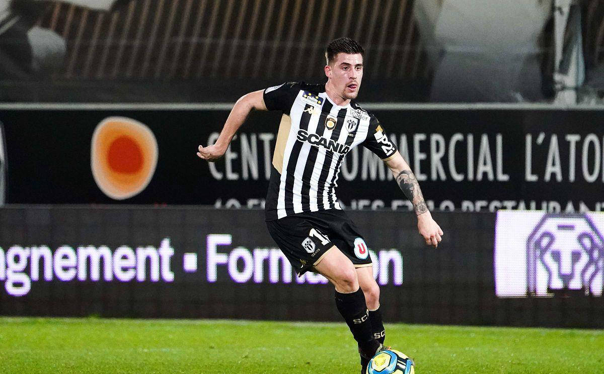 爱体育官方网站-昂热主场不敌南特，遭遇不利