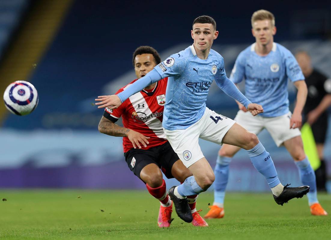 足球大战即将伊始：胜负难料双方实力均衡