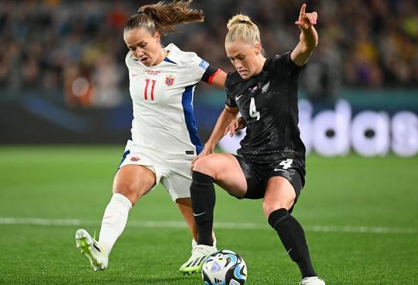 爱体育-英国射击选手实现逆袭，斩获银牌