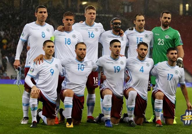 爱体育官网-欧预赛备战备受瞩目，球队整体气势磅礴