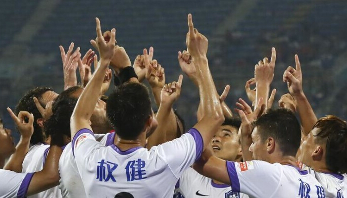 爱体育-上海申鑫主场击败广州富力，豪取胜利