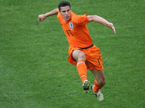 科特迪瓦队主教练库希特尔：球员需保持专注