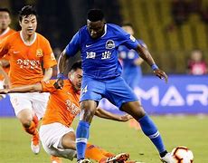 爱体育-华尔沃斯被罚下场，球队仅剩十人应战