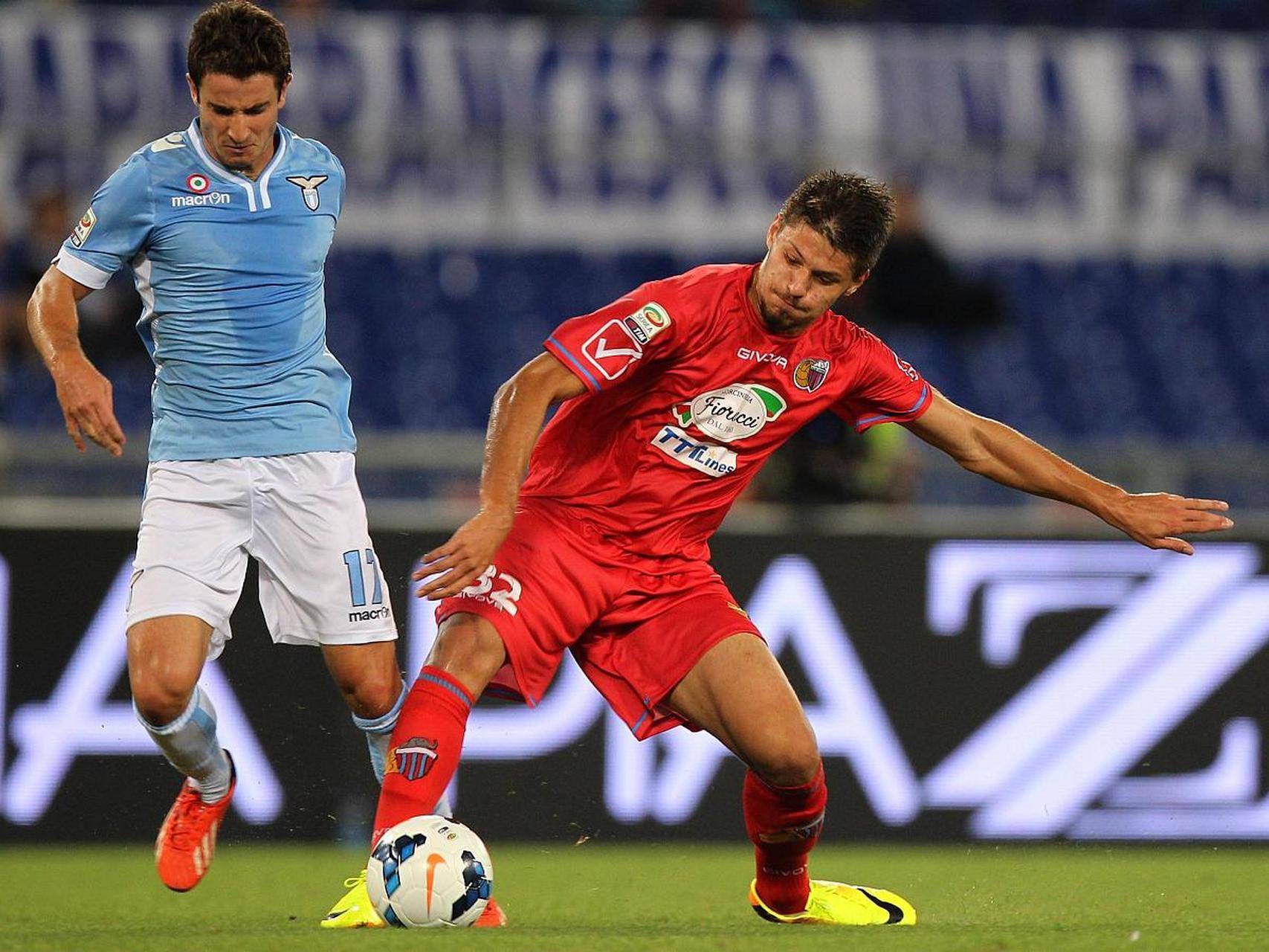 赫塔菲取得负面战绩,球队状态一触即发 赫塔菲取得负面战绩,球队状态一触即发