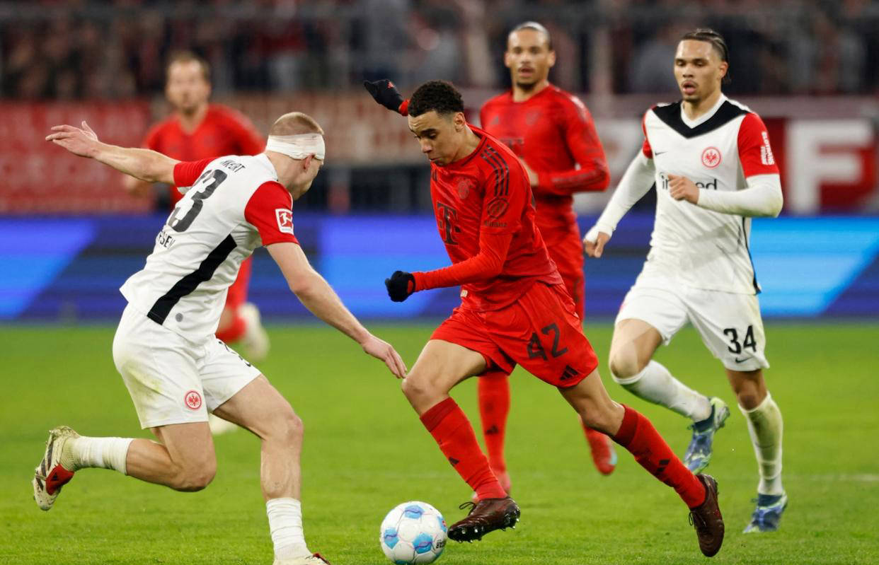 爱体育官方网站-拜仁慕尼黑主场逆转多特蒙德，德甲冠军悬念依旧