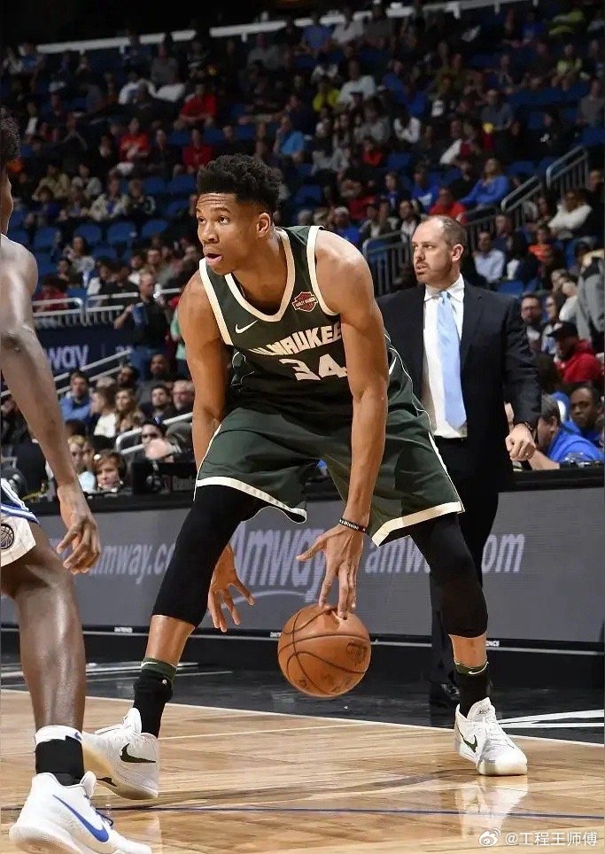 雄鹿主力受伤，球队强度减弱