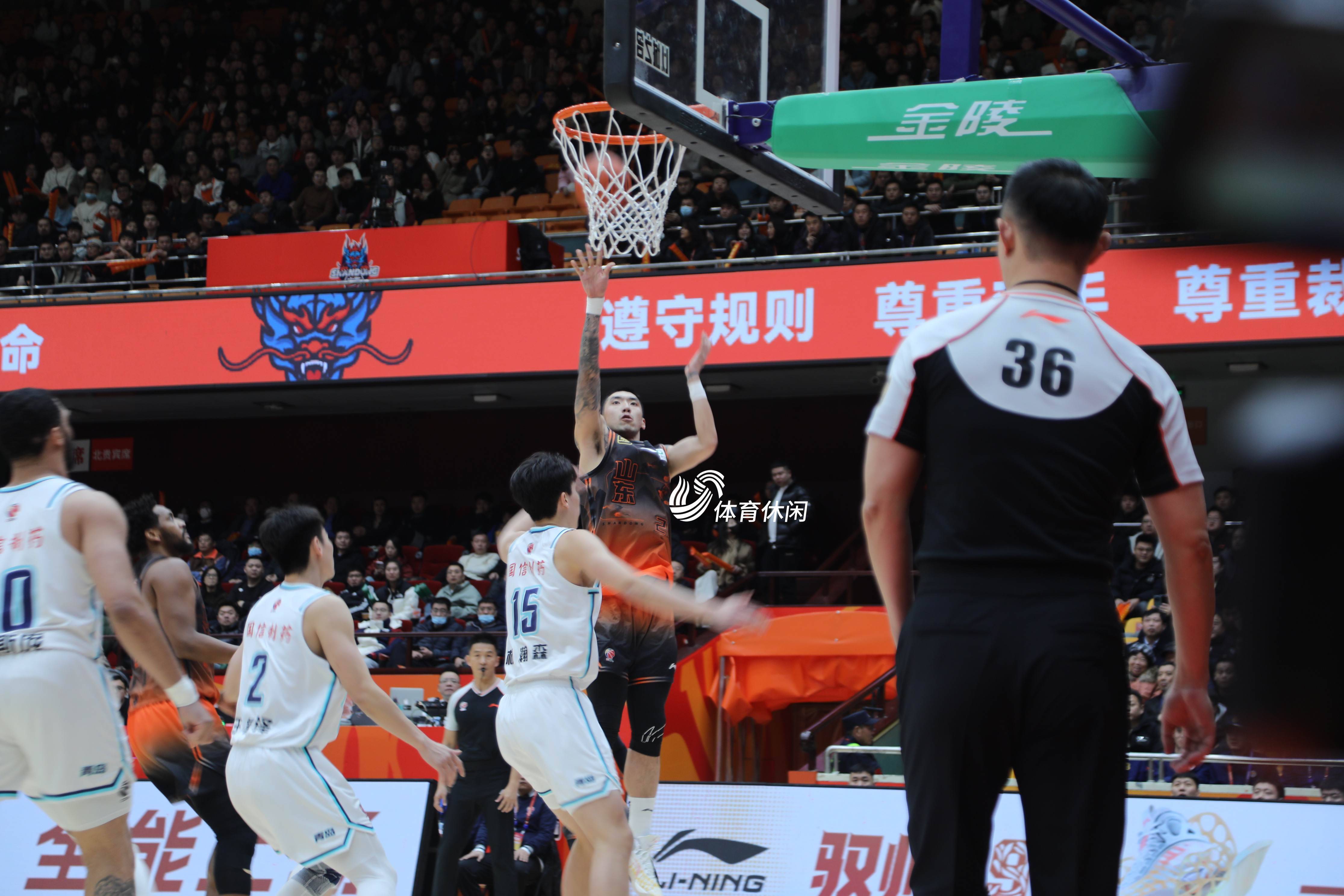 山东男篮主场胜安徽队，获得两连胜