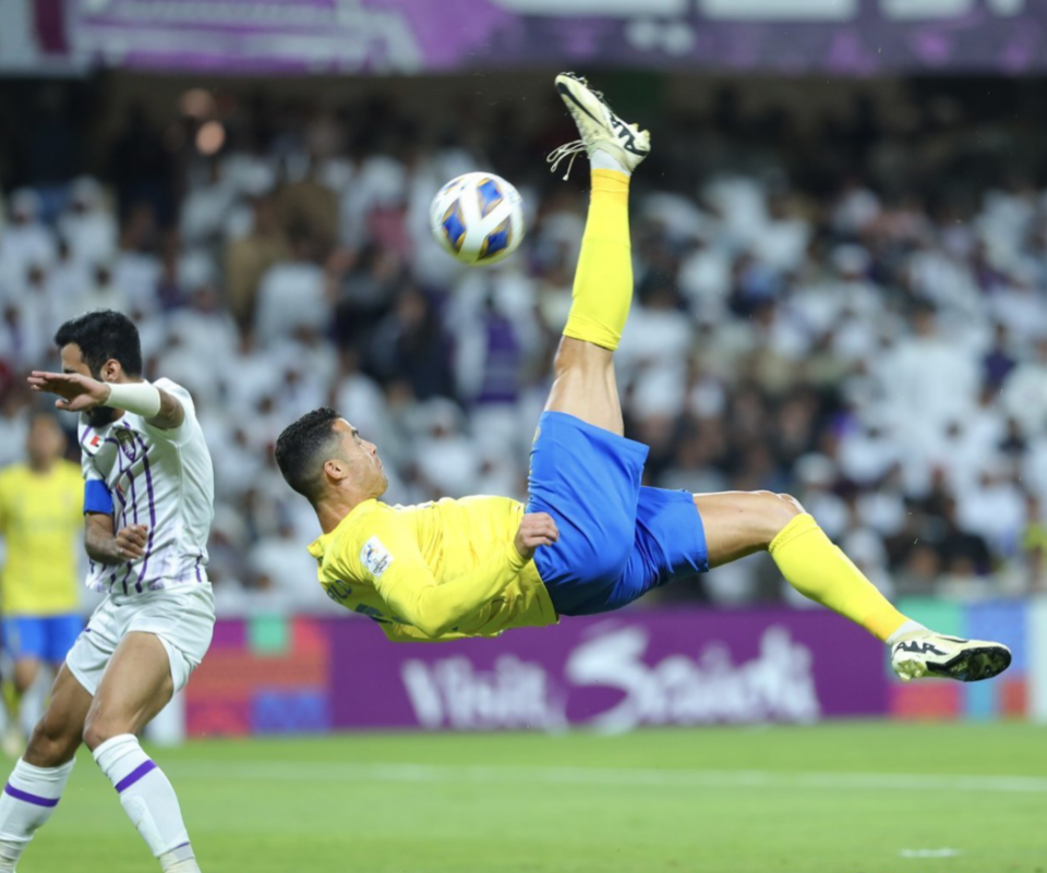 爱体育官网-曼城客场失利锁定亚冠资格，夺冠无望