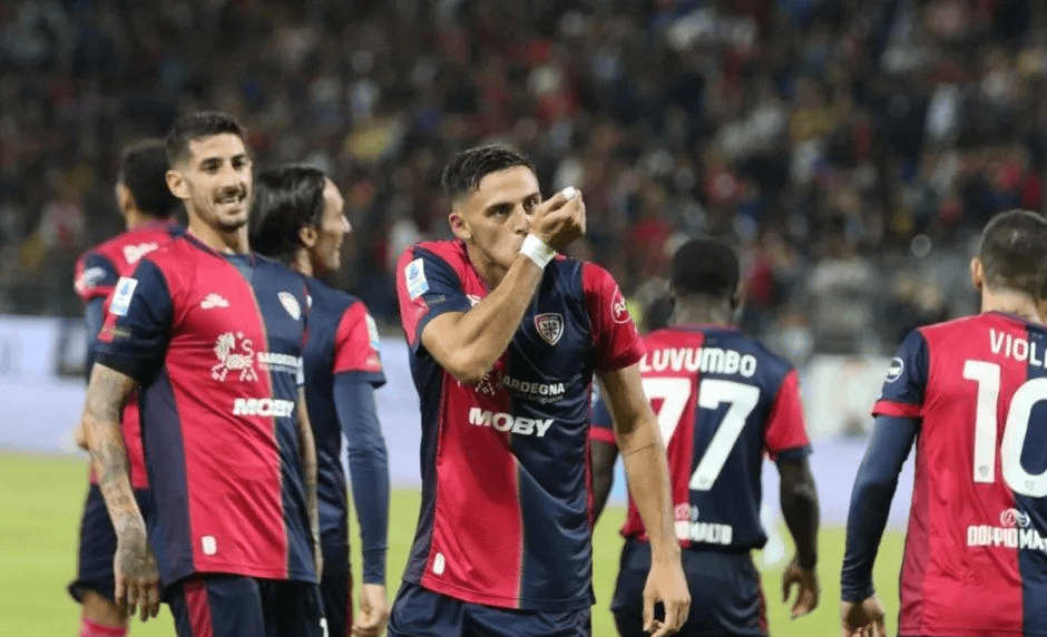 尤文图斯赢得艰难胜利,晋级大业已成定局 尤文图斯赢得艰难胜利,晋级大业已成定局