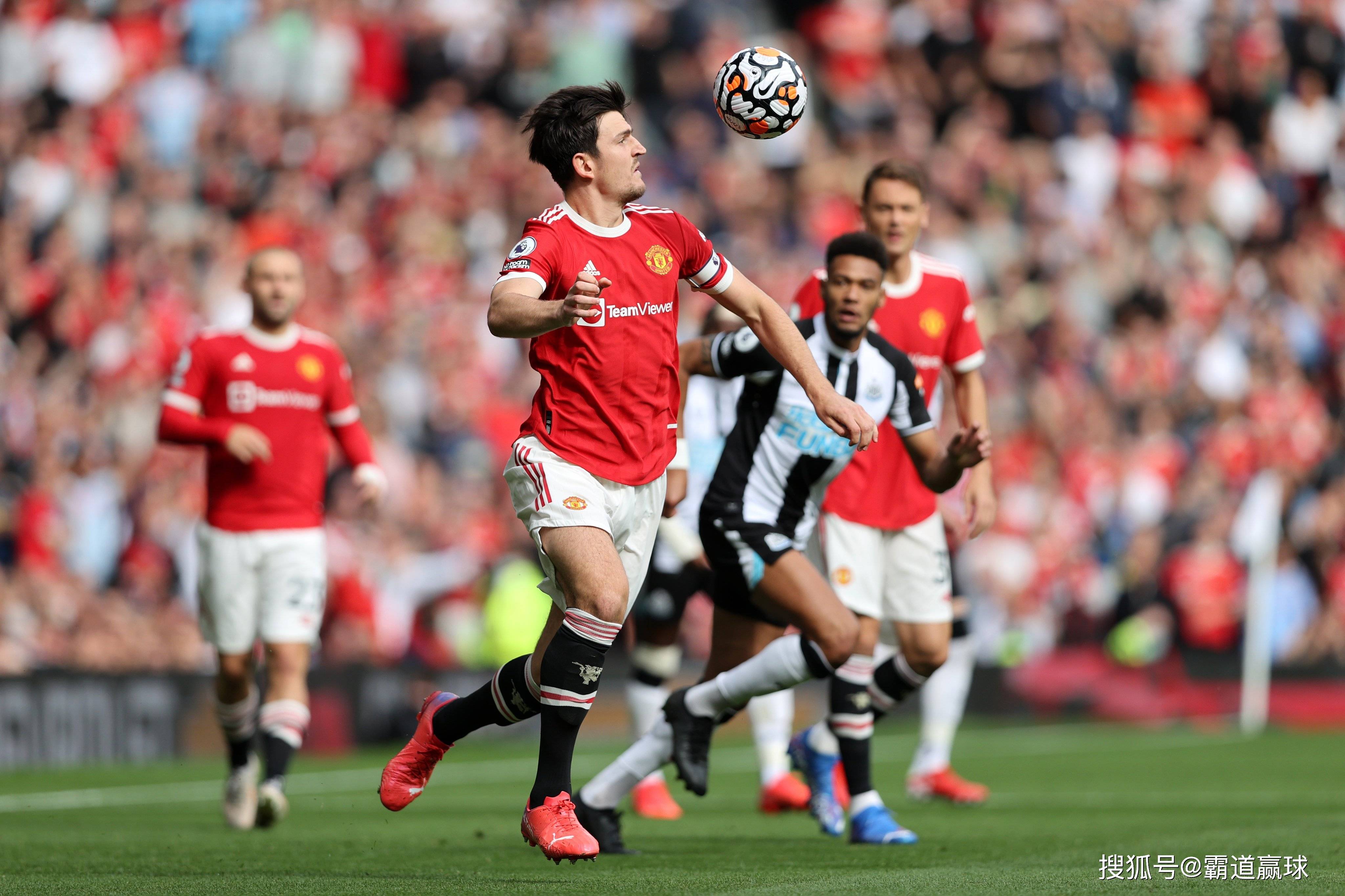 爱体育官方网站-曼联客场大比分输球，让球迷倍感失望