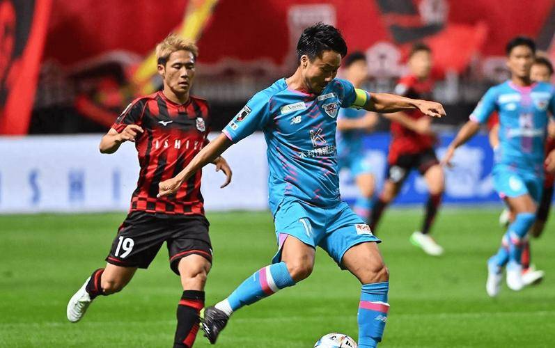 爱体育官网-大阪樱花迎战广岛三箭，争夺胜利之战