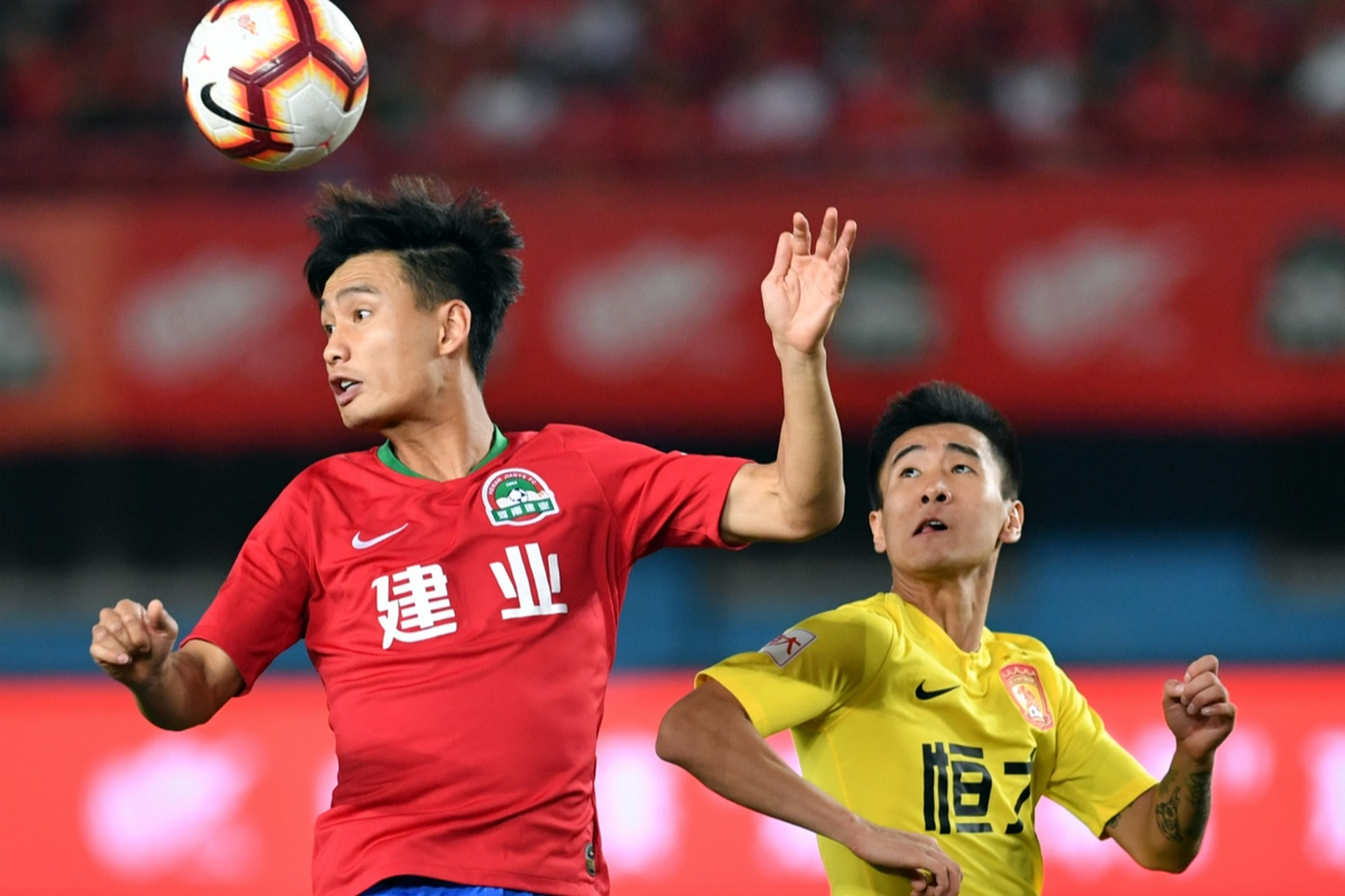 爱体育-河南建业中场大将复出，球队士气大振