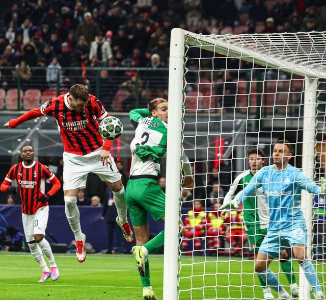 AC米兰惨败里昂,欧冠淘汰在望 AC米兰惨败里昂,欧冠淘汰在望