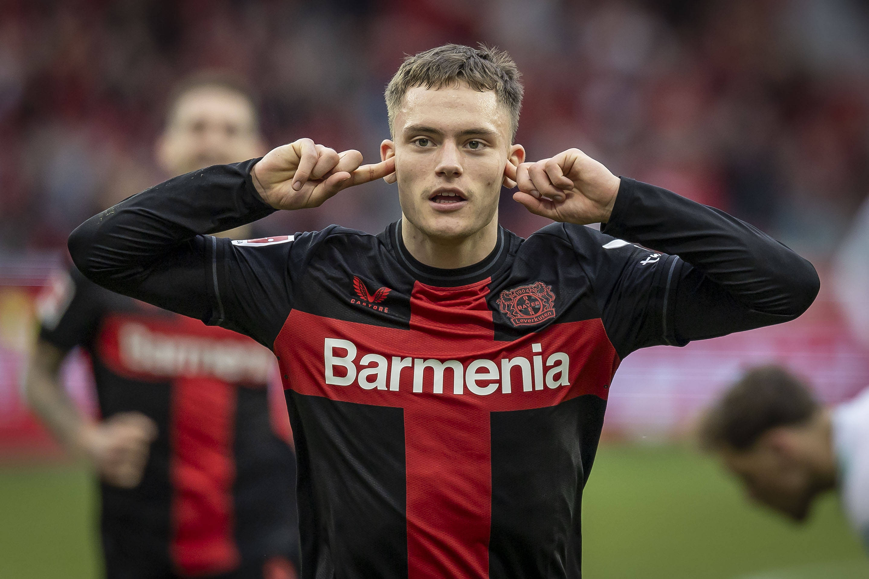 爱体育-拜仁3-0完胜，逆转晋级决赛