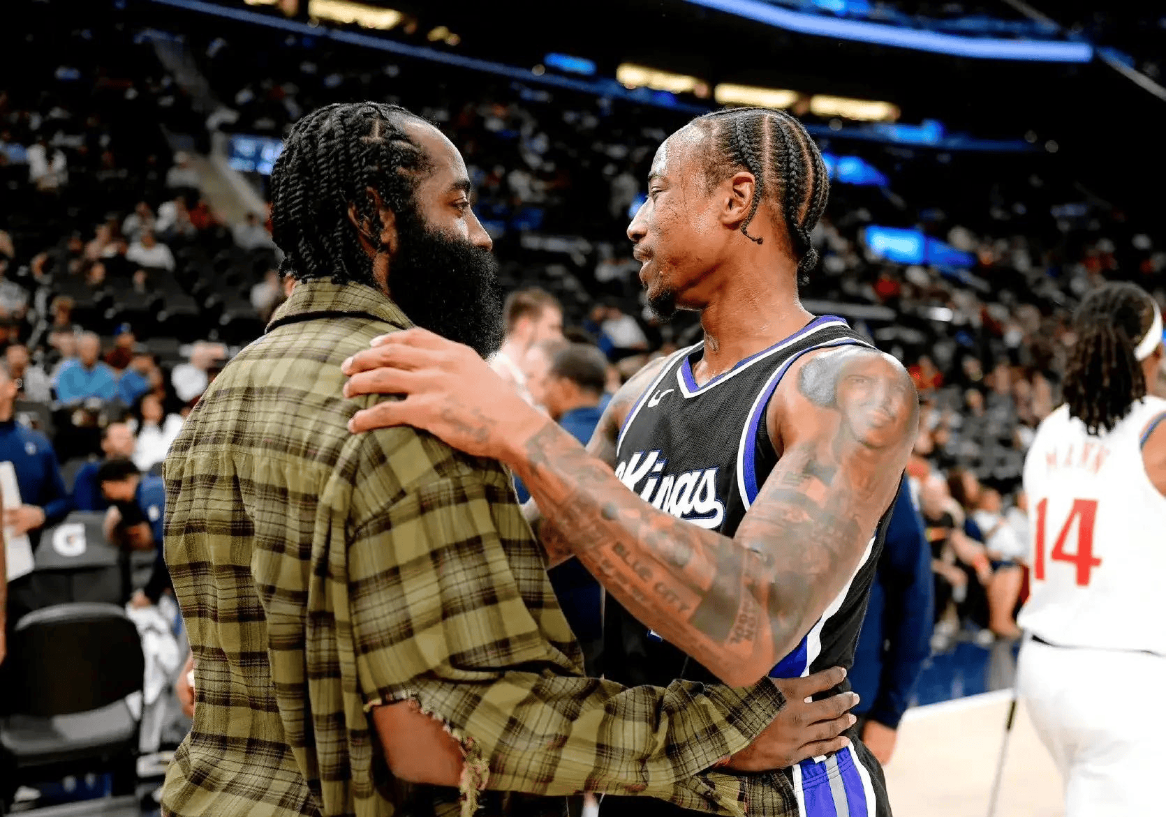 爱体育官方网站-太阳连胜排热火前列,恩比德大三双险胜骑士