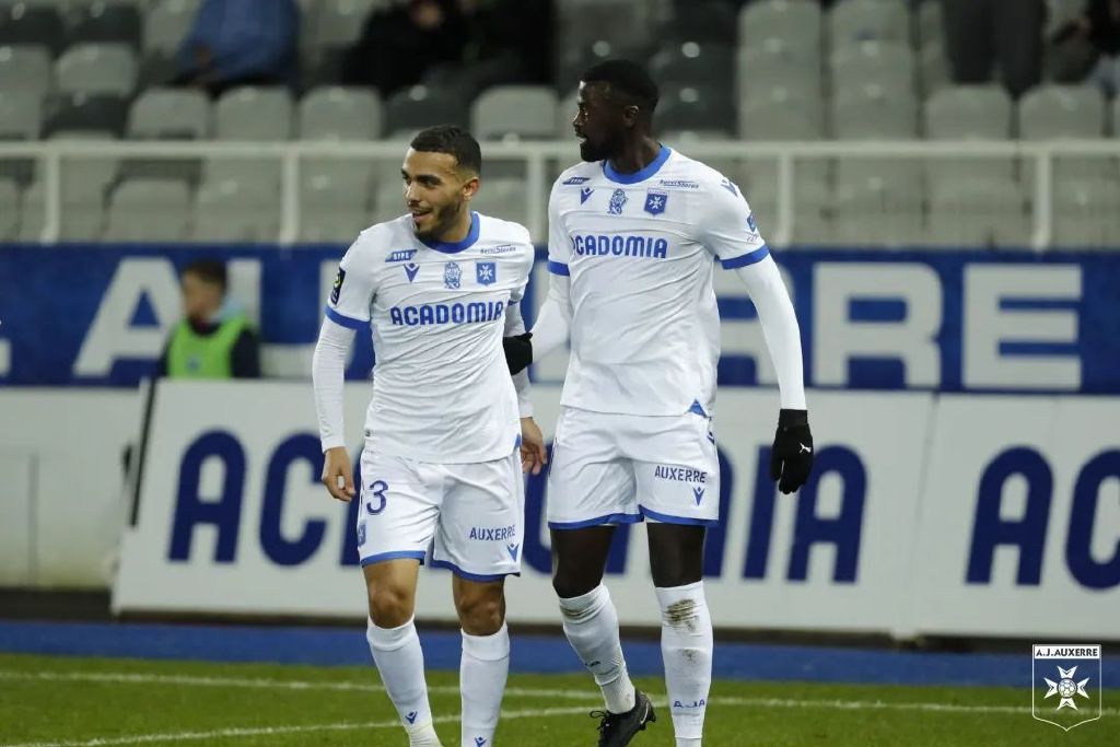 爱体育官方网站-雷恩客场击败昂热，全取三分