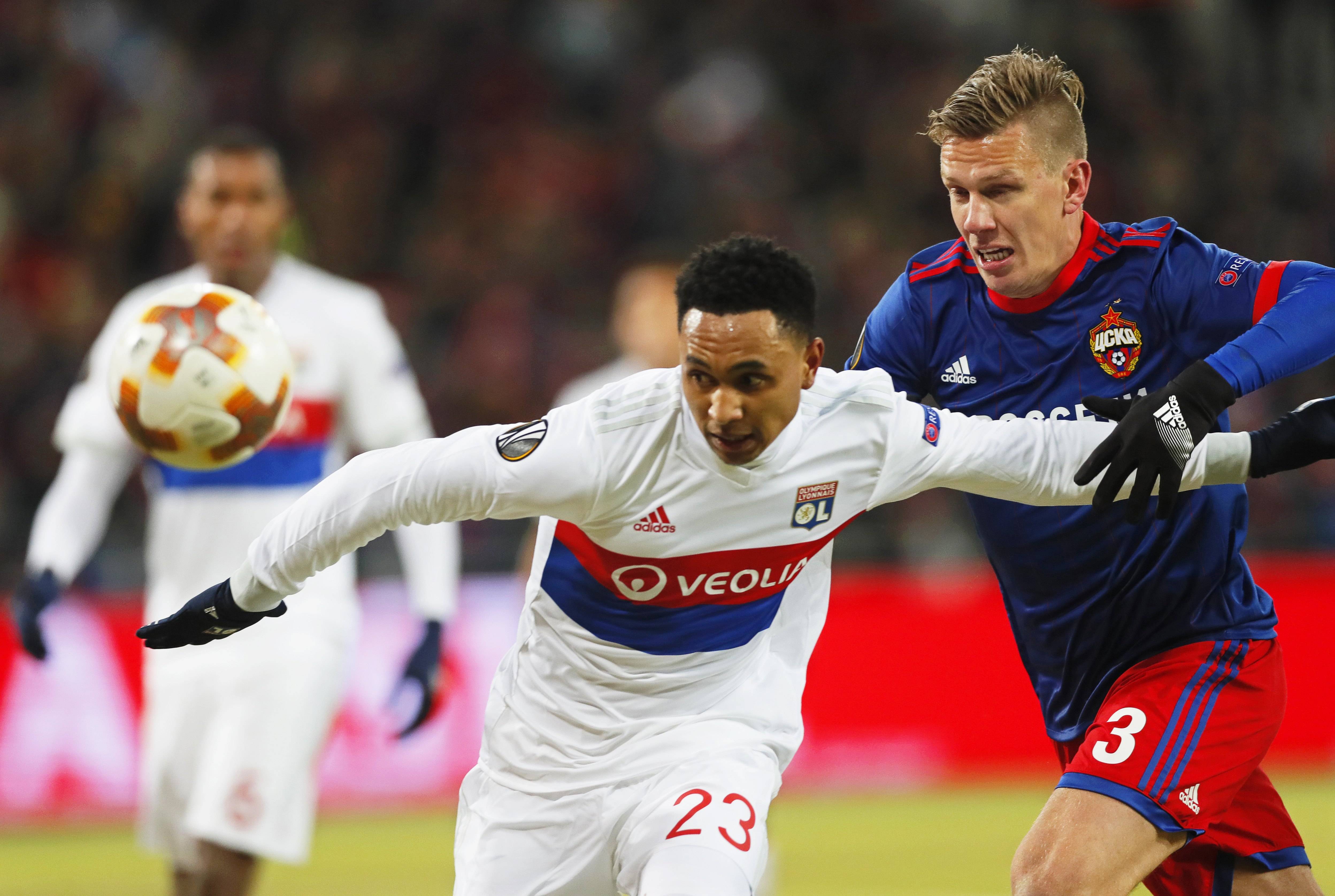 法甲赛事再掀热潮,球迷狂热 法甲赛事再掀热潮,球迷狂热