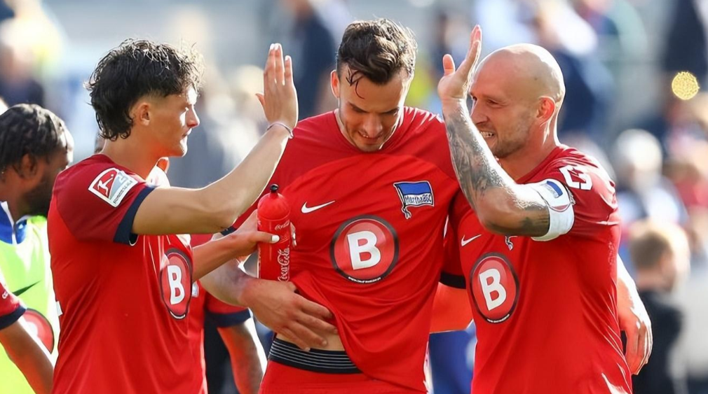 柏林赫塔主场胜出，展现强大实力