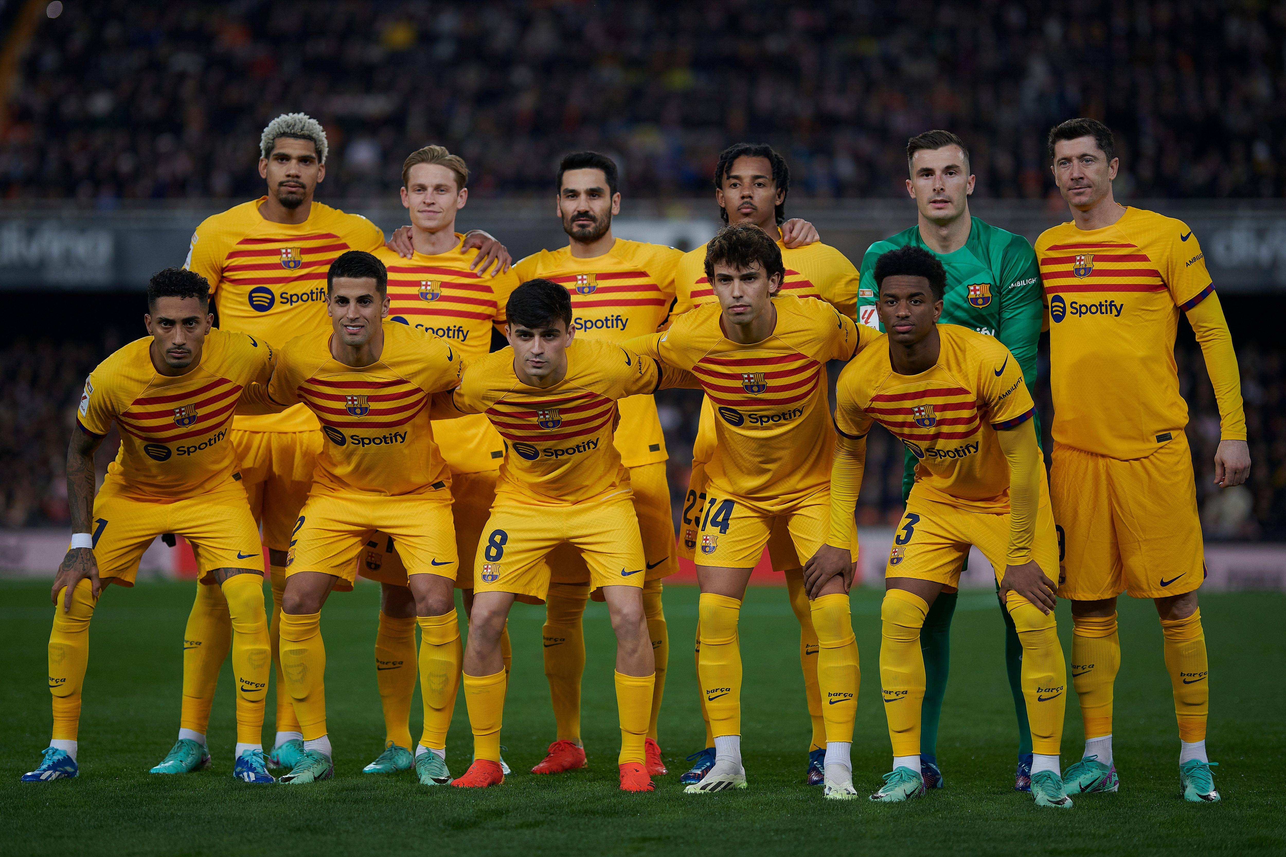 拜仁慕尼黑惨败皇马，欧冠赛场一片雾茫