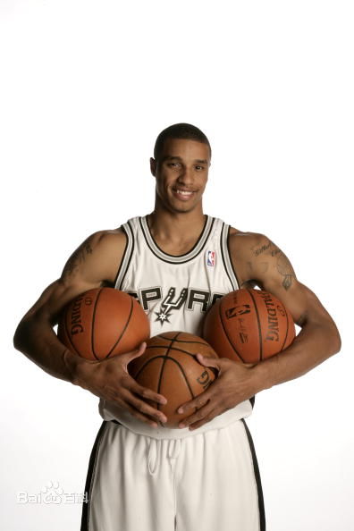 乔治希尔防守贡献显著，终结对手连胜