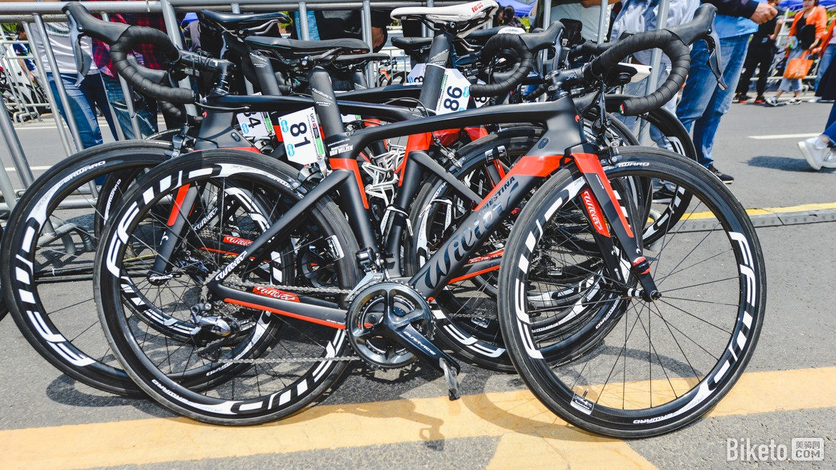 西班牙自行车队表现不俗，屡屡突围