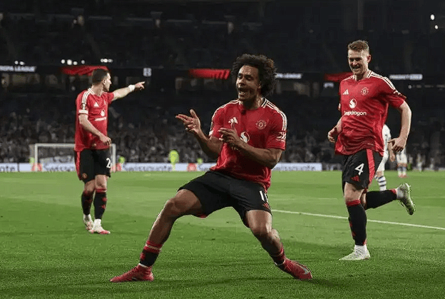 爱体育-皇家社会队一场平局,展现韧劲