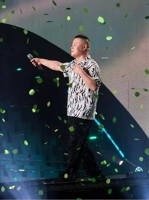 爱体育-爱沙尼亚篮球联赛冠军产生，赛后庆功宴举行