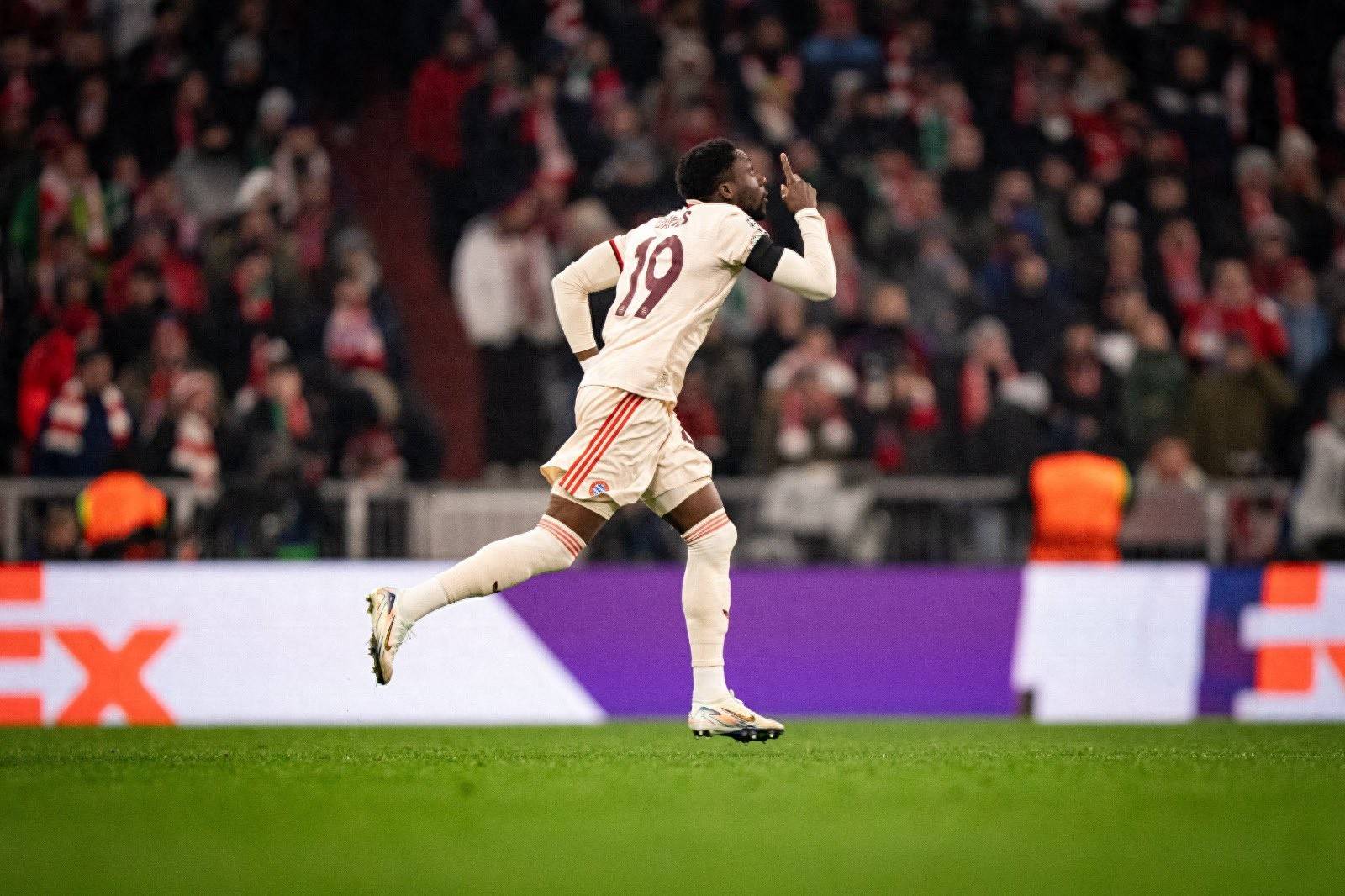 爱体育-欧洲预选赛带来惊喜，弱队成功逆袭