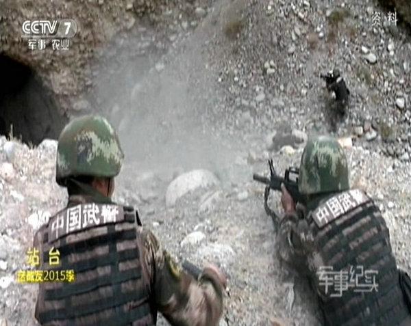 顽强作战，队员智擒小组第一