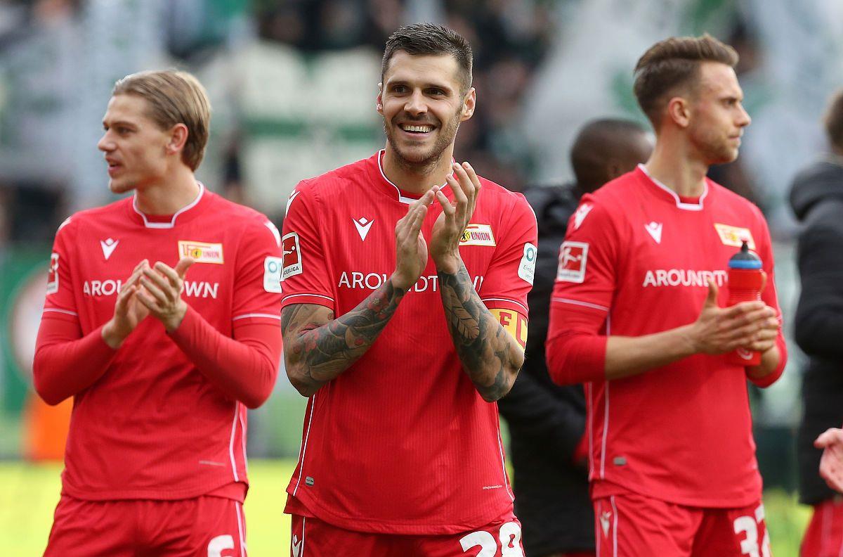 爱体育官网-柏林联合队壮志凌云，击败强力对手赢得胜利