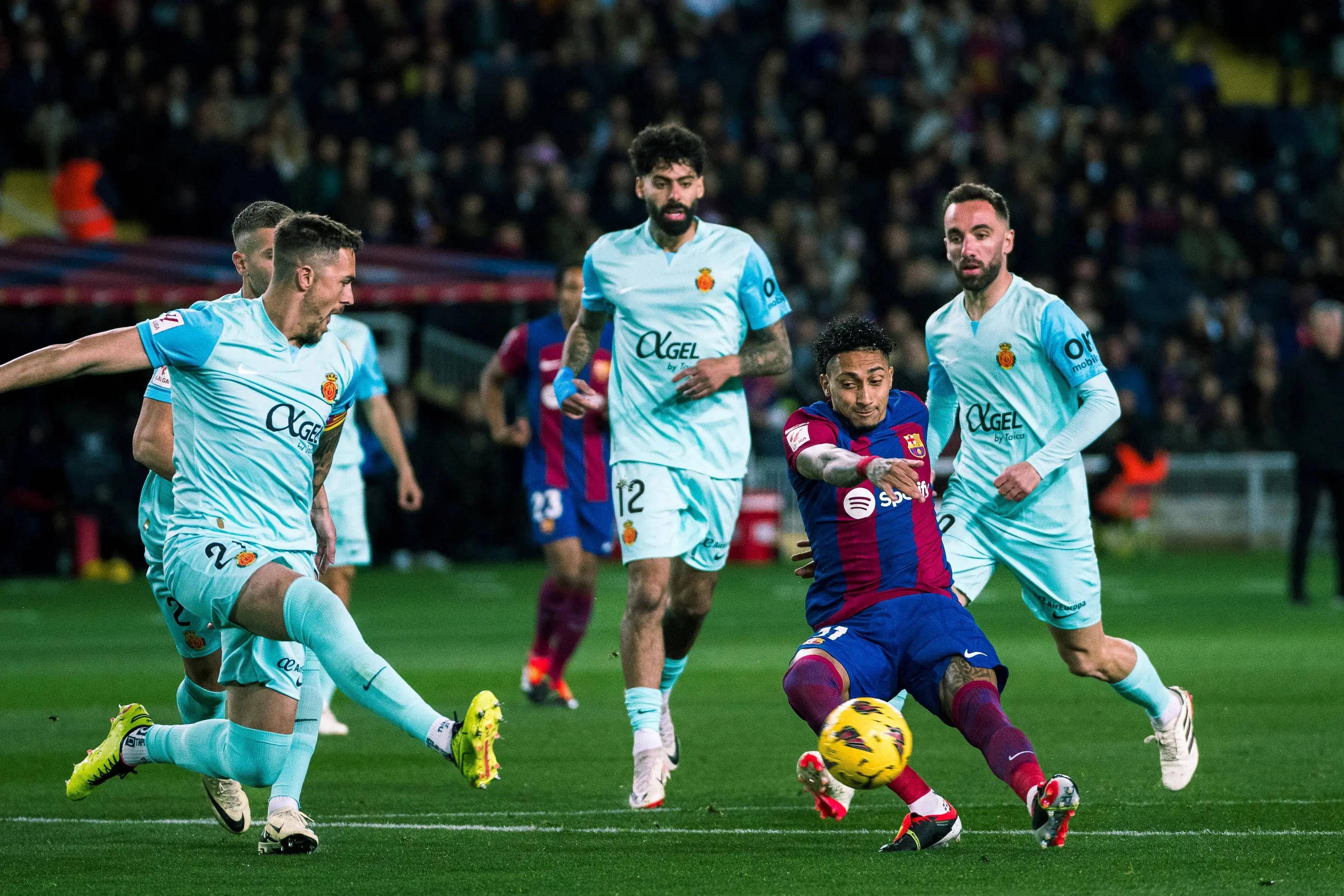 爱体育官网-巴萨主场大胜阿森纳，卢卡斯发挥抢眼