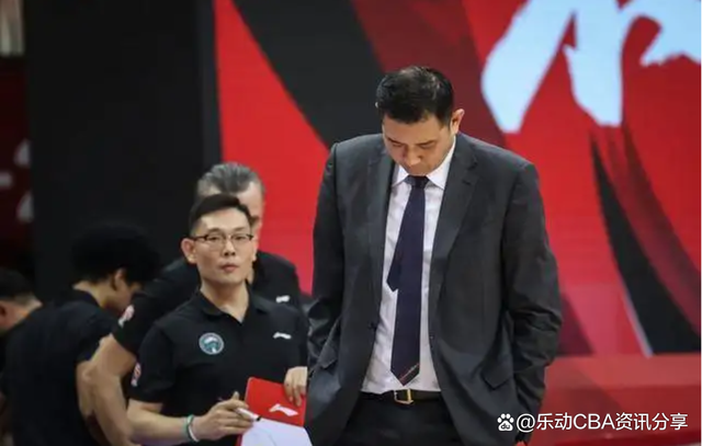 爱体育-火箭队主帅丹东尼确诊新冠肺炎，需暂时停止执教