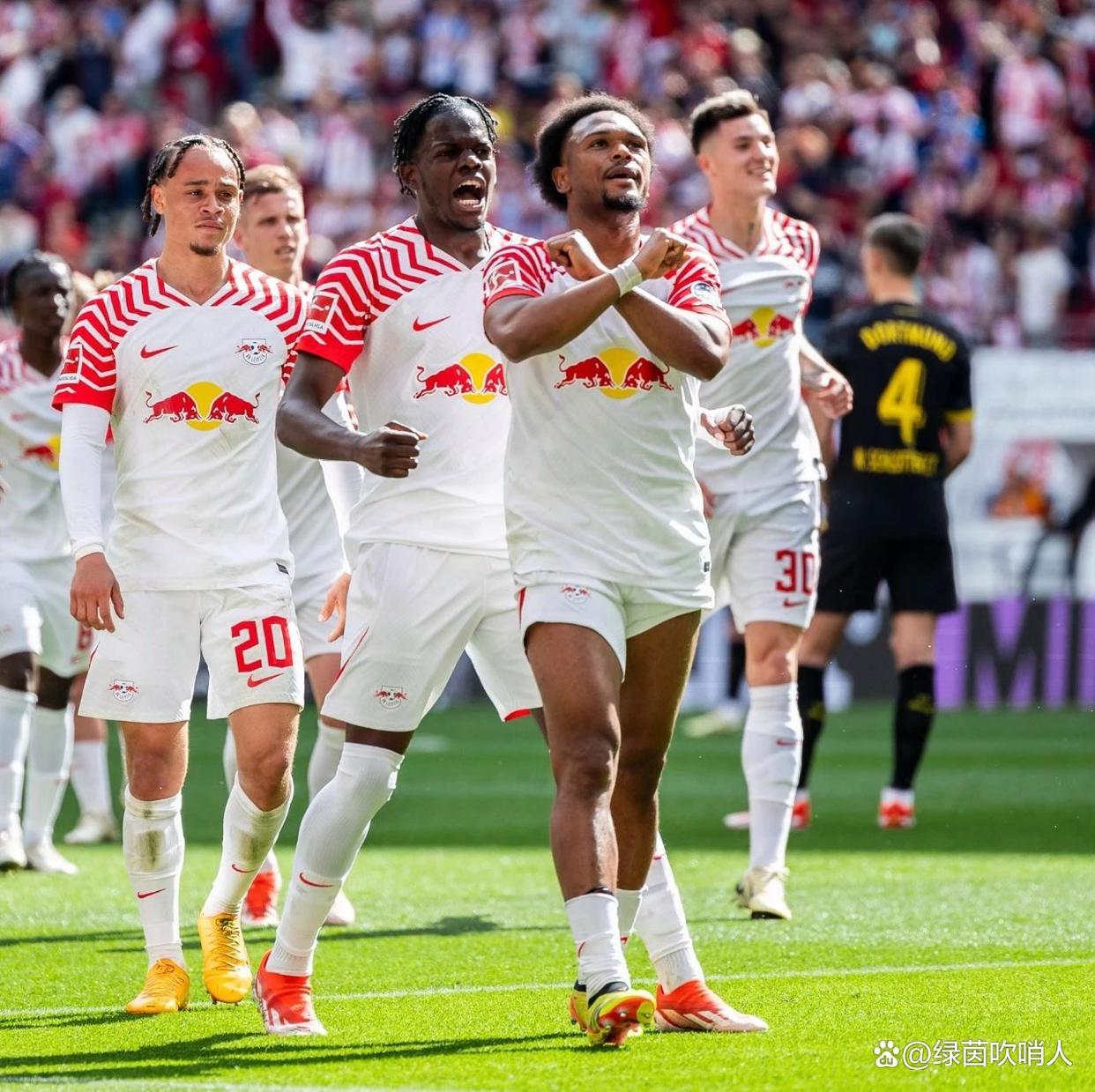 爱体育-火爆对决！多特蒙德逼平莱比锡红牛，双方颗粒无收