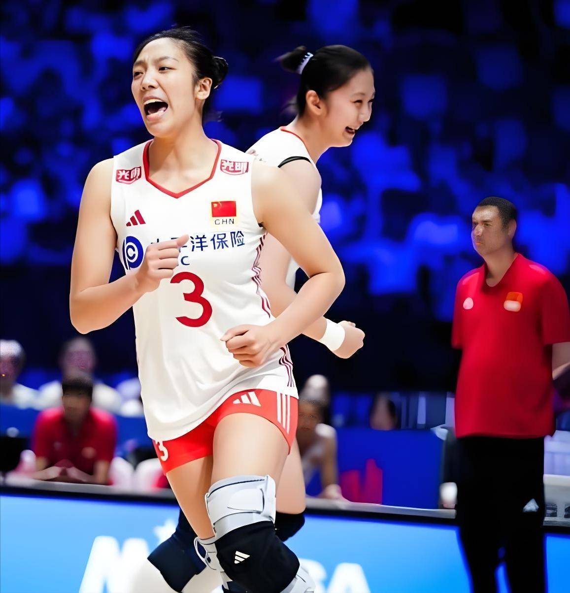 爱体育官方网站-女排比赛抢眼，队员表现抢镜